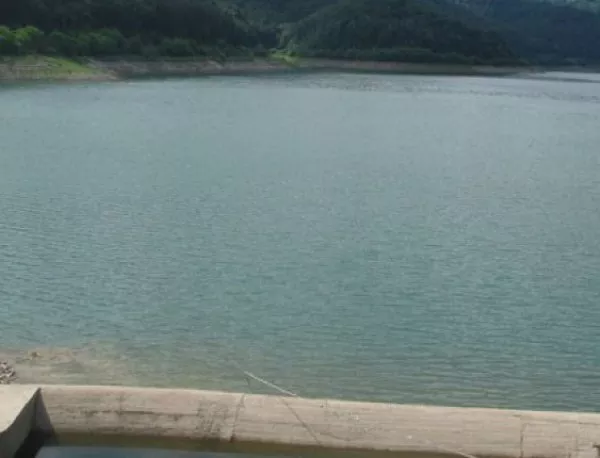 Кметът на Враца забрани къпането в язовири и реки