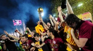 Близо 700 фена на Стяуа са вече в София