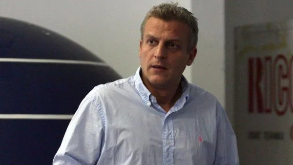 И КНСБ поиска оставката на Москов