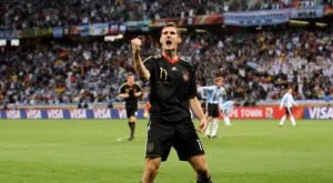 {{ otherArticle[0].article.title }}