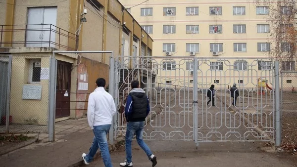 Каналджиите вече изоставят бежанците на входа на София