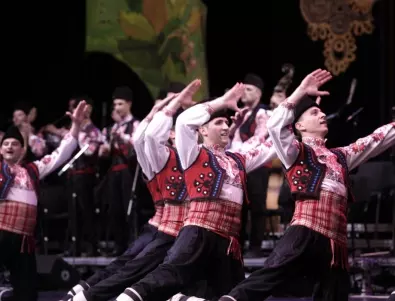 Бургас показа, че е един от пазителите на българската фолклорна традиция