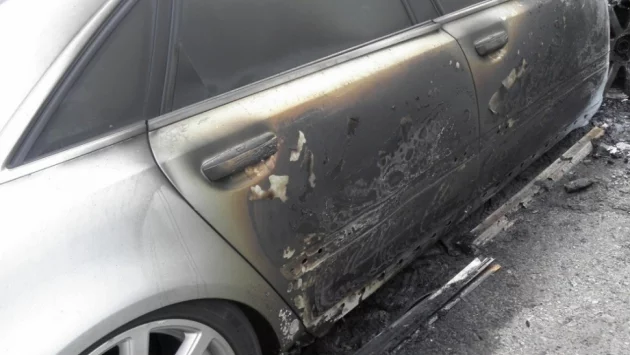 Подпалиха 7 автомобила в Троян