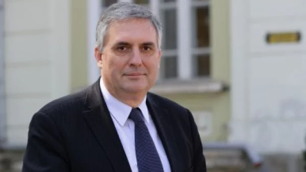 Готвят критерии за персонални пенсии на хора със заслуги към държавата и нацията