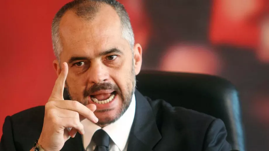 Албанският премиер назначил свой бивш говорител за шеф на нова държавна информационна агенция
