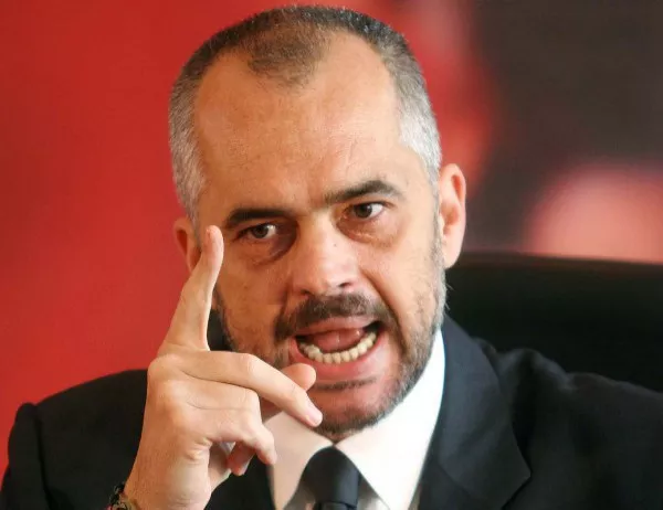 Еди Рама смени седем министри в Албания
