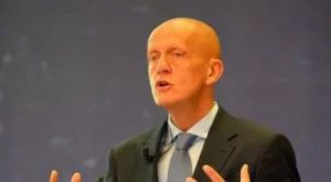 След 8 години на поста: Колина  вече не е шеф на Съдийската комисия на УЕФА