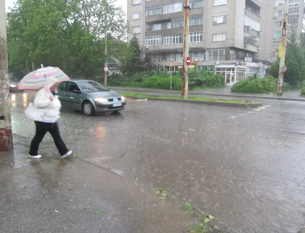 Няма спрян ток във Видинска област заради наводненията