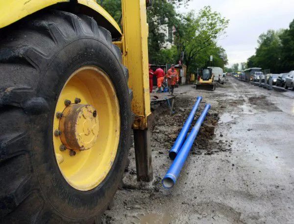 Кабинетът намери 1 млн. лева за ремонт и асфалтиране на улиците в Банкя