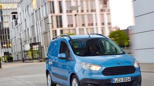 Ford Transit Courier: Верен бизнес партньор (тест-драйв)