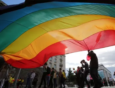 Унгарският парламент прие закона против хомосексуалността 
