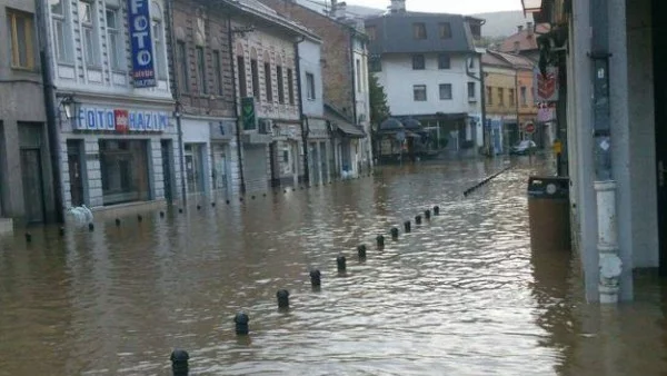 Световната банка дава 100 млн. евро за наводненията в Босна