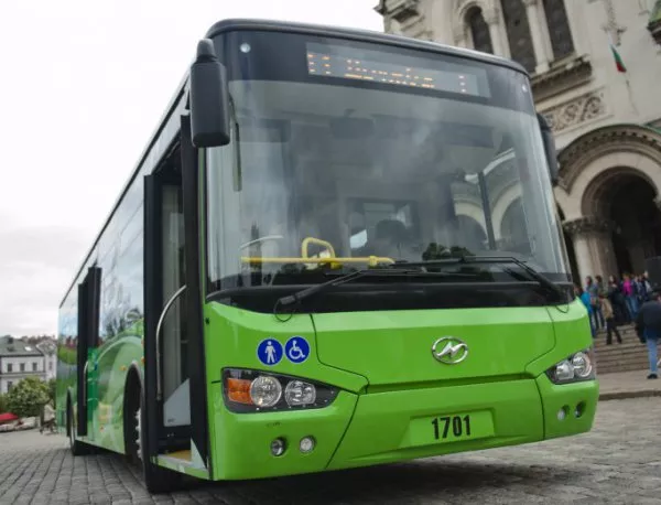 Фандъкова: Пускаме първите 70 нови автобуса следващата сряда 