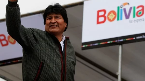 Прищявка: Боливийският президент строи нов дворец