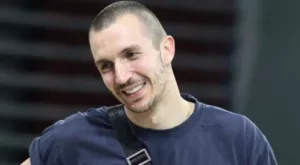 Национал отлага операция