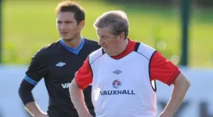 Рой Ходжсън връща Лампард в националния отбор