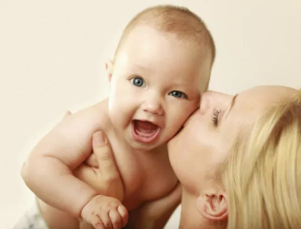 В Бразилия регистрираха бебе с трима родители
