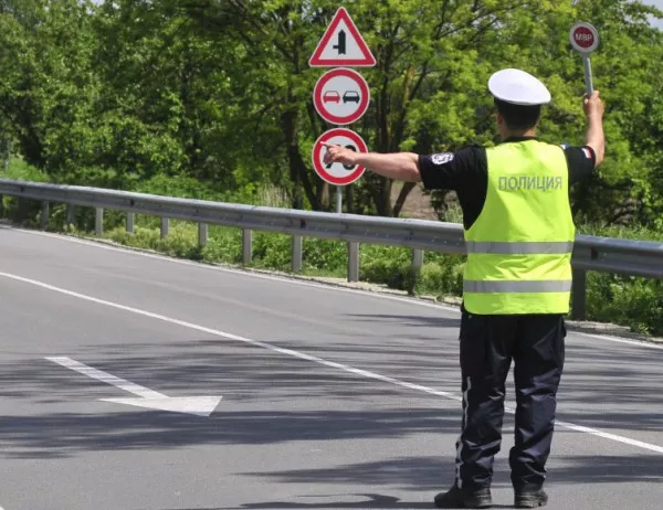 Тежка катастрофа на пътя Варна-Бургас, петима пострадаха тежко