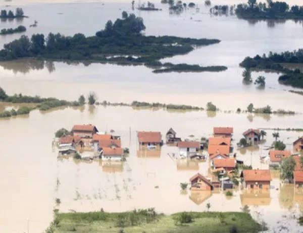 Наводненията в Индия взеха множество жертви