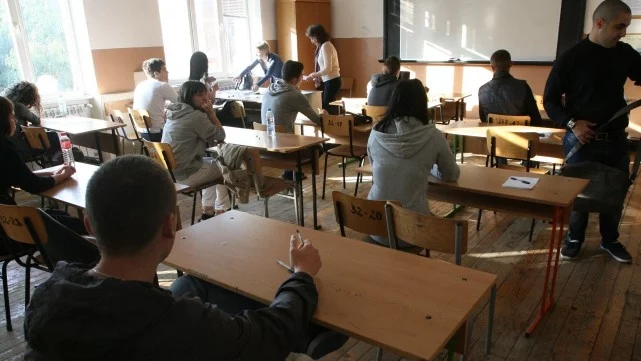 Учениците - агресори, учителите - пъдари