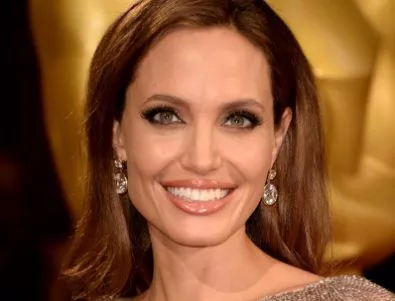Защо операцията на Анджелина Джоли не е ПР, а послание