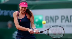 Иванович елиминира Шарапова в мач с много обрати