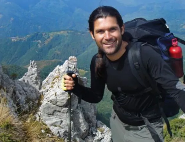 Алпинистът Атанас Скатов изкачи осемхилядника Чо Ою в Хималаите