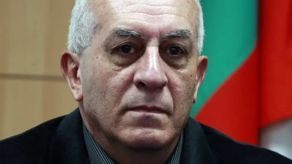 Повече от вярно е, че ако изборите променяха нещо, щяха да ги забранят