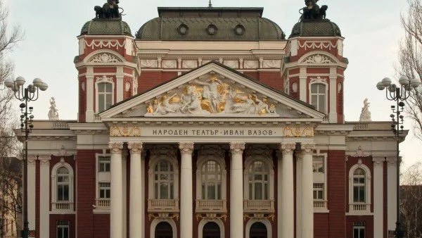 Народният театър има нов директор