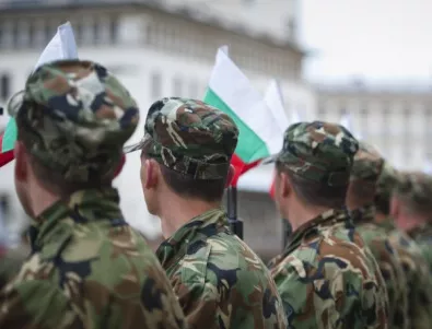 Само 25% от българите са готови да се бият за страната си 
