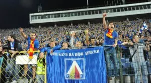 {{ otherArticle[0].article.title }}