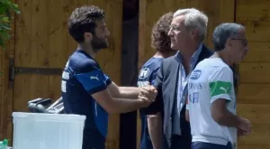 Марчело Липи беснее на терена в Австралия (ВИДЕО)