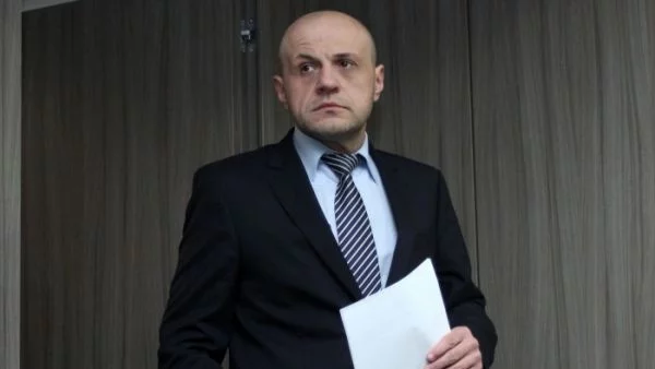 Дончев: Поскъпването на тока е най-мързеливият начин за регулиране на енергетиката