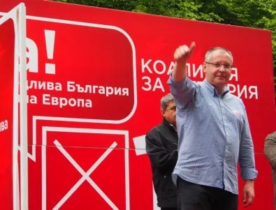 „Червен” конгрес на 27 юли и избор на нов лидер на БСП предложи Станишев