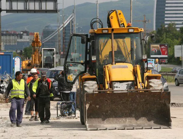 Фандъкова разпореди 12-часова работа по ремонтираните пътни участъци