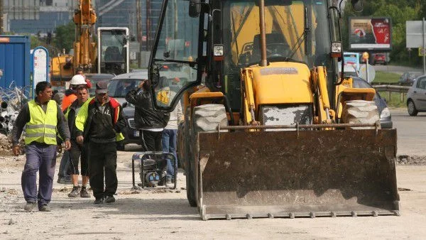 Фандъкова разпореди 12-часова работа по ремонтираните пътни участъци