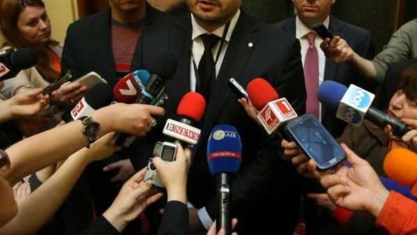 Бареков отново се заяде с Борисов - този път за субсидиите