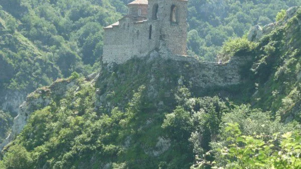 Специалисти откриха грешки в рекламния клип на България