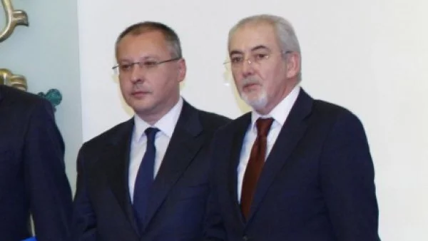 ДПС иска БСП да се разграничи от депутатите си, подкрепили отмяната на осъждането на Възродителния процес 