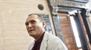 {{ otherArticle[0].article.title }}