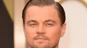 Ди Каприо втрещи с "Какво е това Арсенал?", но Йозил го разката с отговор