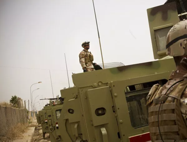 Британската инвазия в Ирак стъпва на грешки и неадекватност, Тони Блеър готов да поеме отговорност