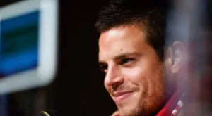 Защитник на Челси удължи договора си с клуба