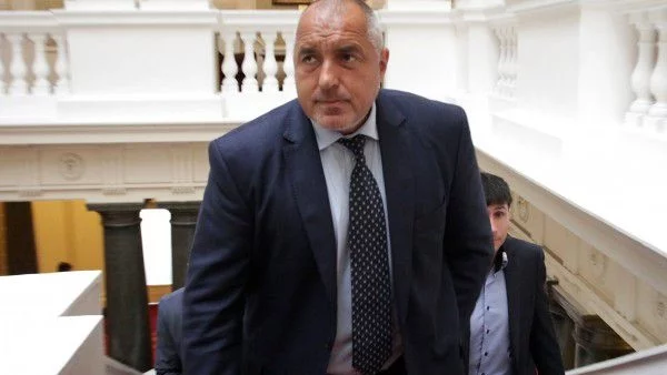 Обяснявайте по-надлежно за БДЖ, не БСП да говори как купили влакове 2006 г., а не ги платили