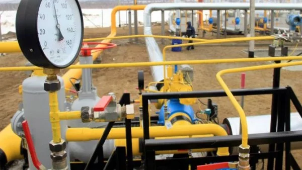 Русия удължава газовото споразумение с Украйна