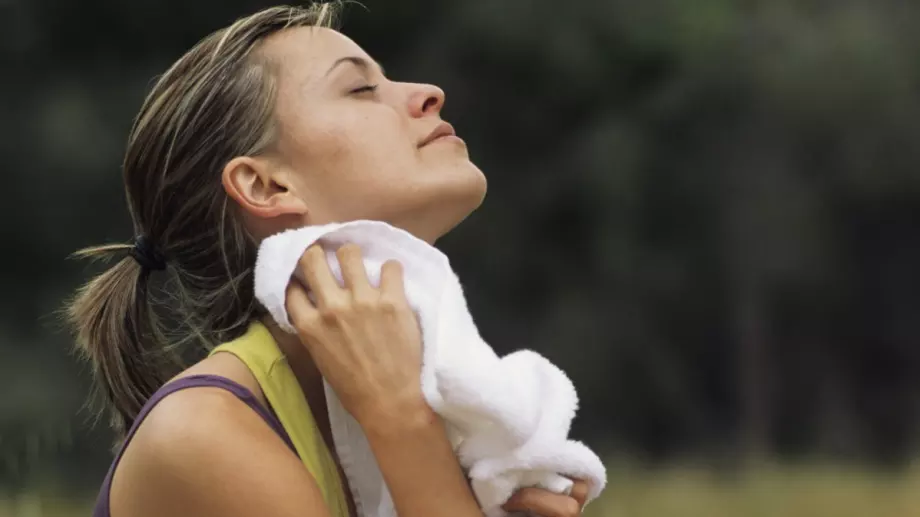 С този трик ще се потите по-малко в жегите 