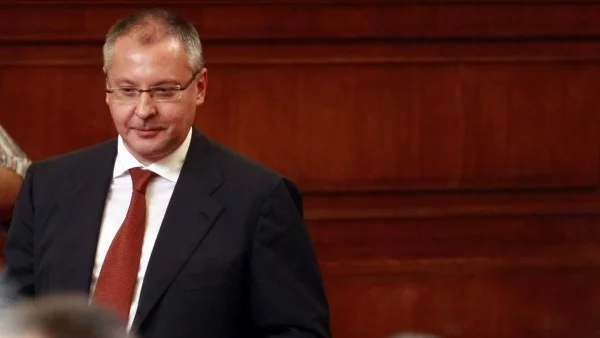 Станишев шикалкави с оставката на Орешарски