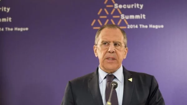Лавров: Русия ще продължи военните доставки към Сирия