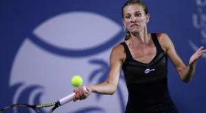 Победа за Сесил на старта в Прага