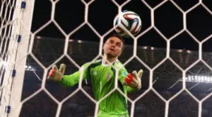 40 мача без суха мрежа за Акинфеев, Тотнъм отърва разгром